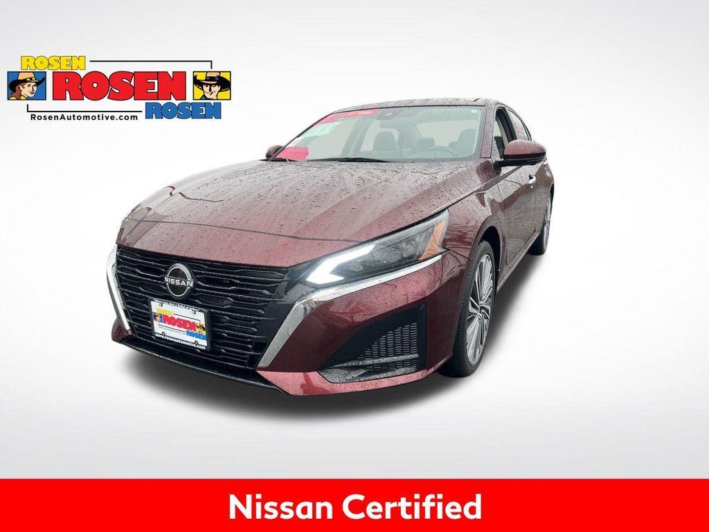 used 2023 Nissan Altima car, priced at $28,999