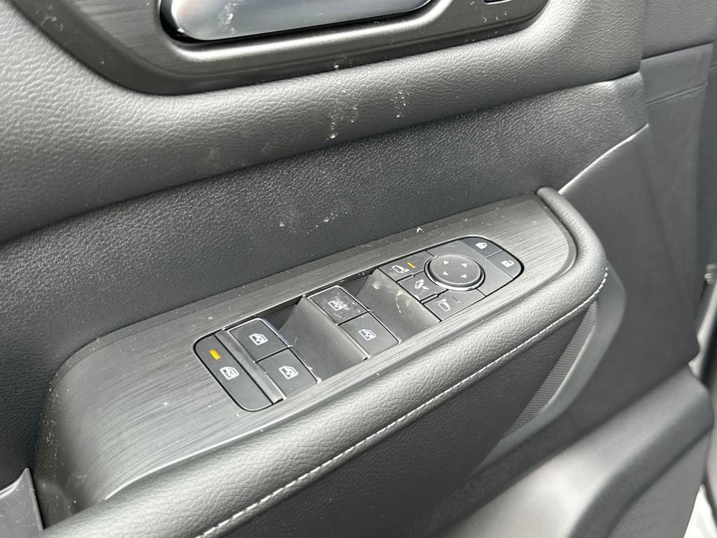 new 2025 Nissan Armada car, priced at $69,800