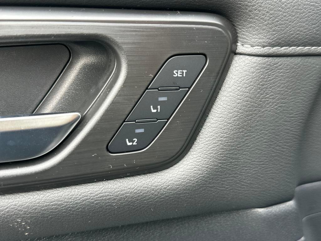 new 2025 Nissan Armada car, priced at $69,800
