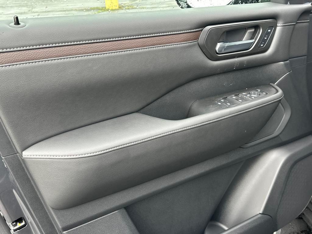 new 2025 Nissan Armada car, priced at $69,800