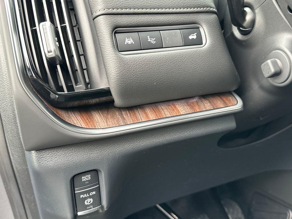 new 2025 Nissan Armada car, priced at $69,800