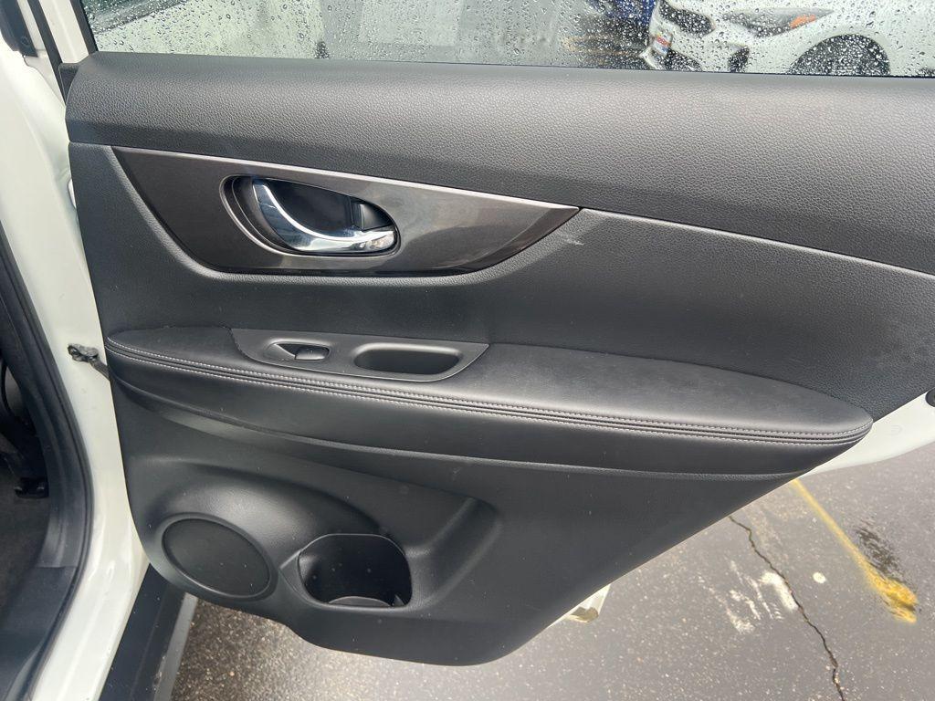 used 2020 Nissan Rogue car, priced at $16,049