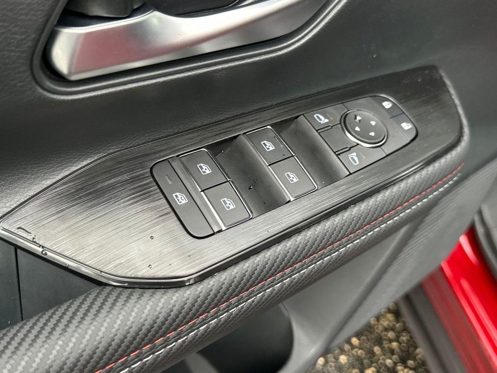 new 2025 Nissan Kicks car, priced at $30,490