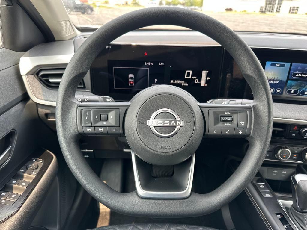 new 2025 Nissan Kicks car, priced at $27,588