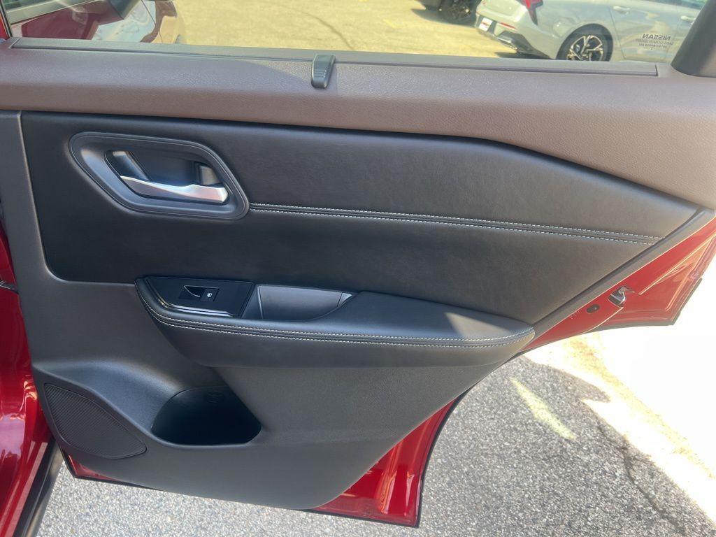 used 2023 Nissan Rogue car, priced at $26,999