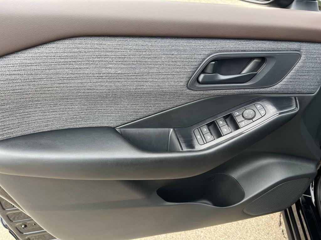 used 2023 Nissan Rogue car, priced at $25,647