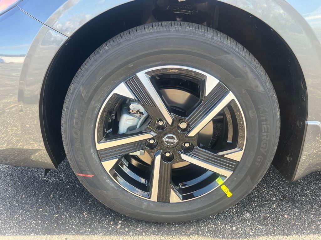 new 2025 Nissan Sentra car, priced at $21,711