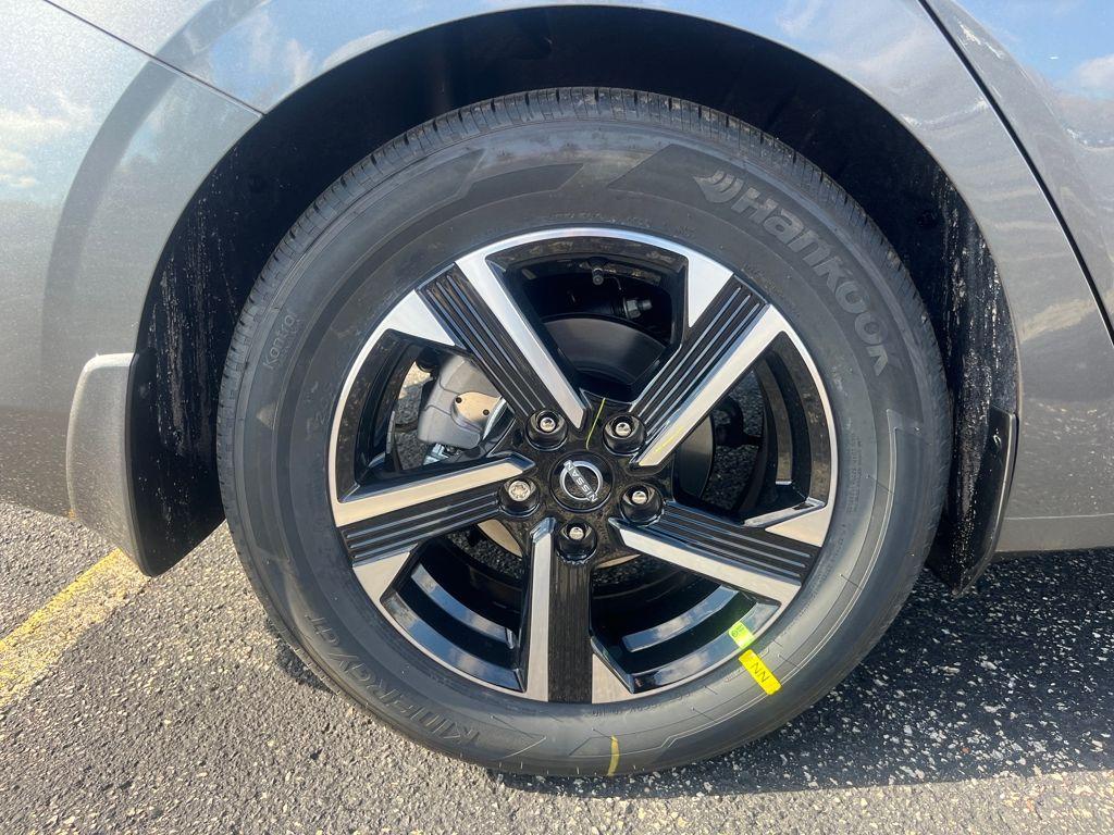 new 2025 Nissan Sentra car, priced at $21,711