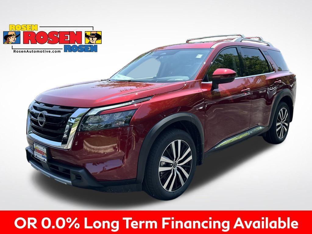 new 2025 Nissan Pathfinder car, priced at $50,285