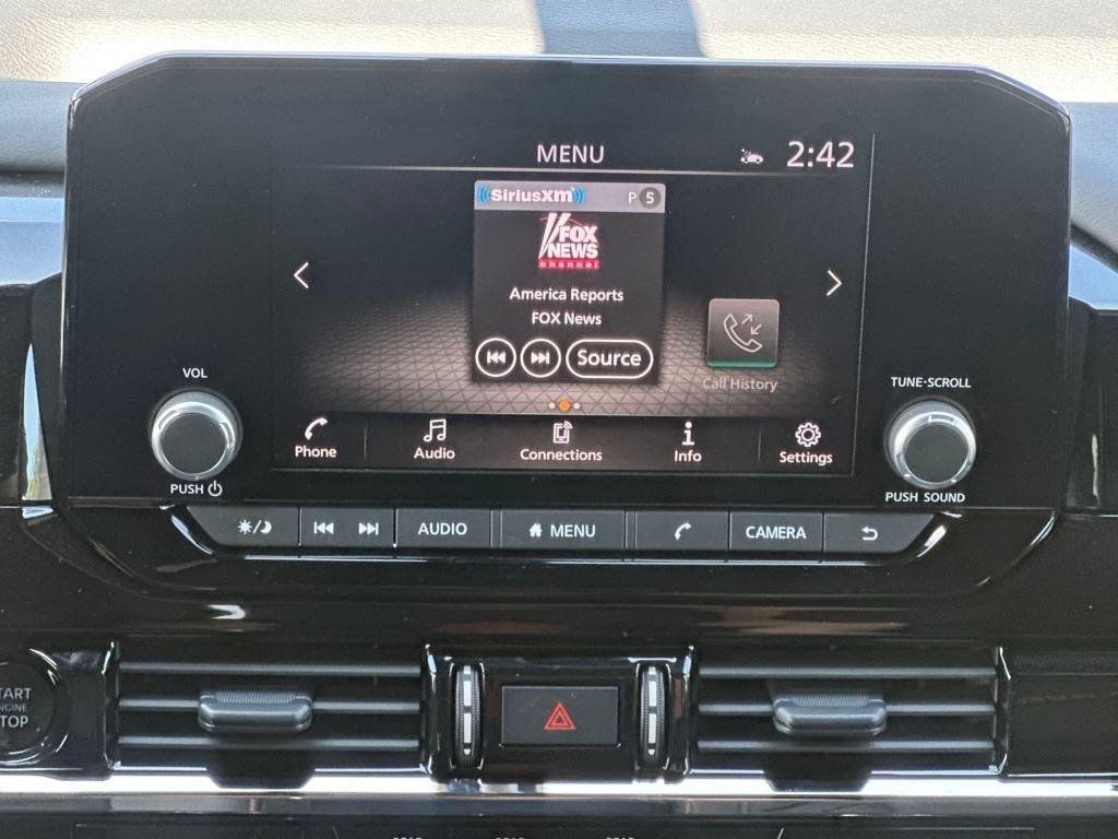 new 2025 Nissan Pathfinder car, priced at $42,873