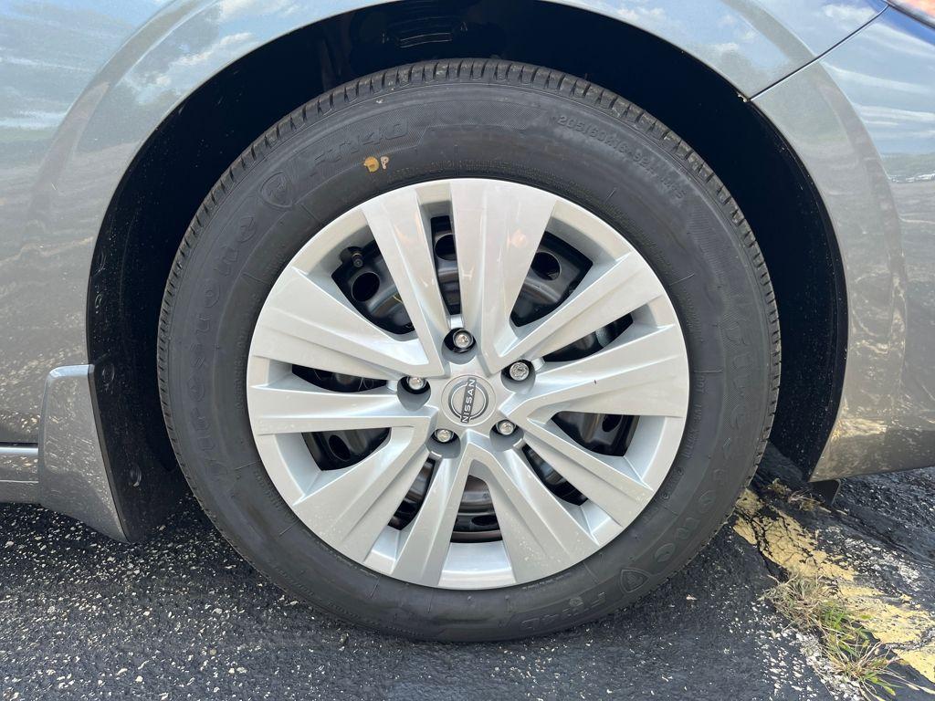 new 2025 Nissan Sentra car, priced at $21,351