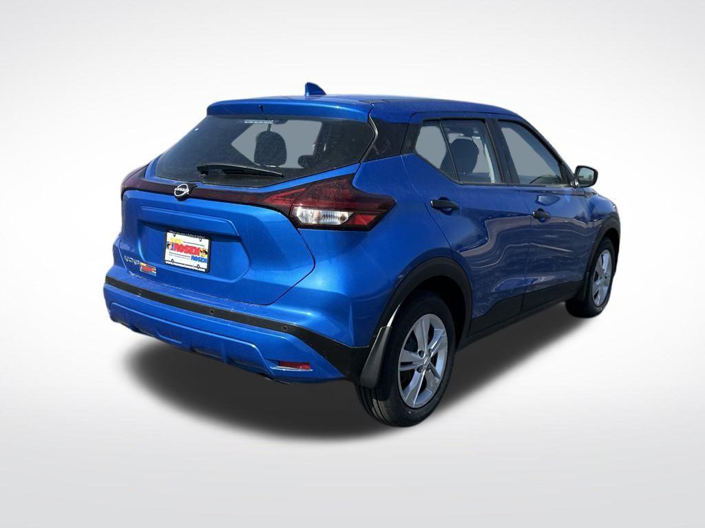 new 2025 Nissan Kicks Play car, priced at $22,484