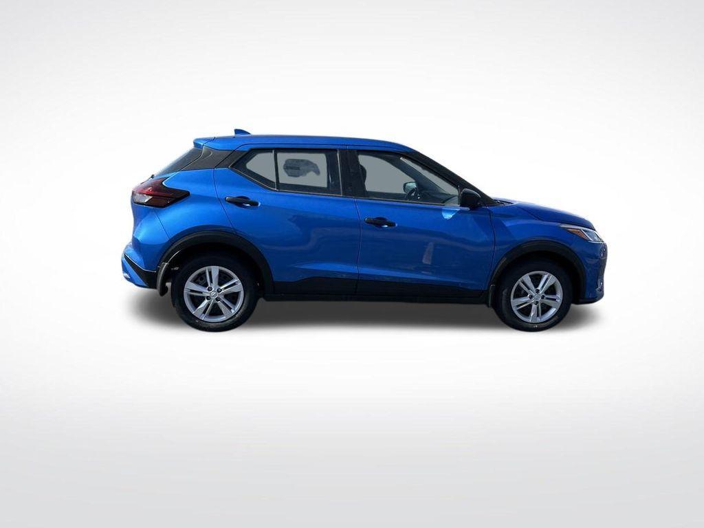 new 2025 Nissan Kicks Play car, priced at $22,484