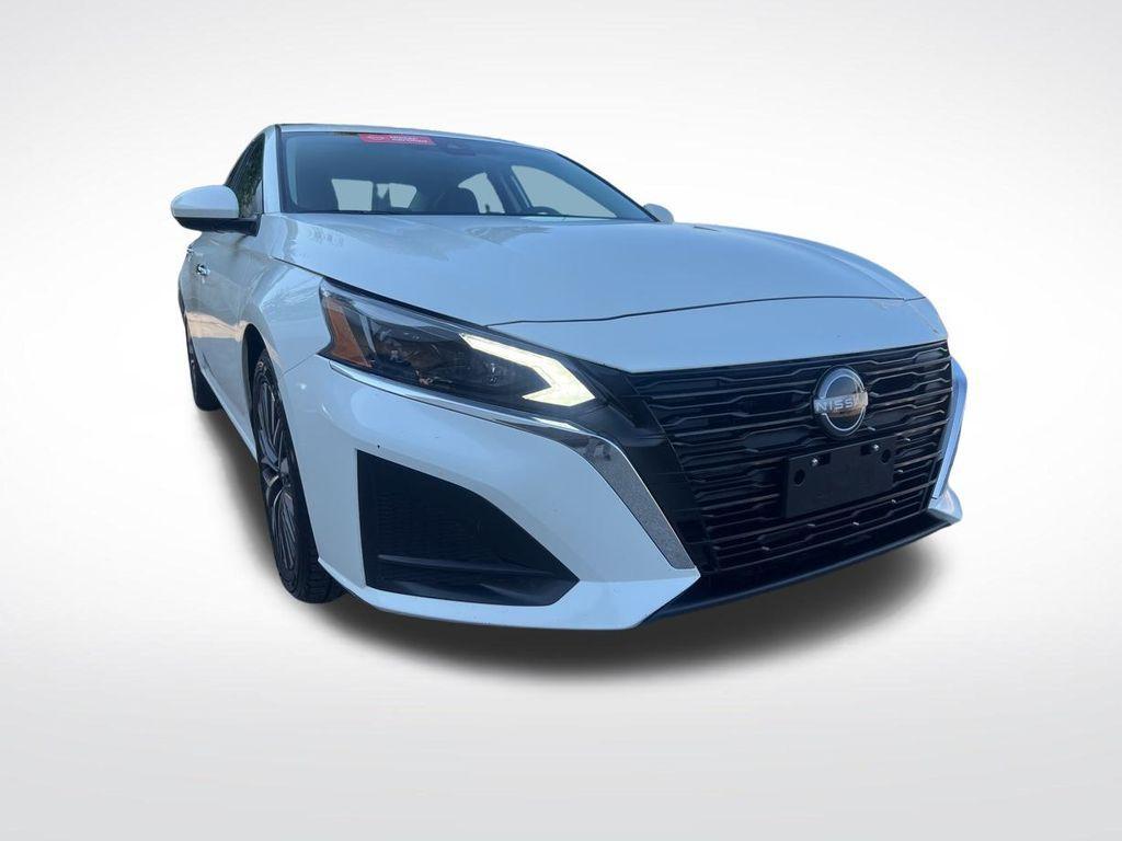 used 2023 Nissan Altima car, priced at $21,678