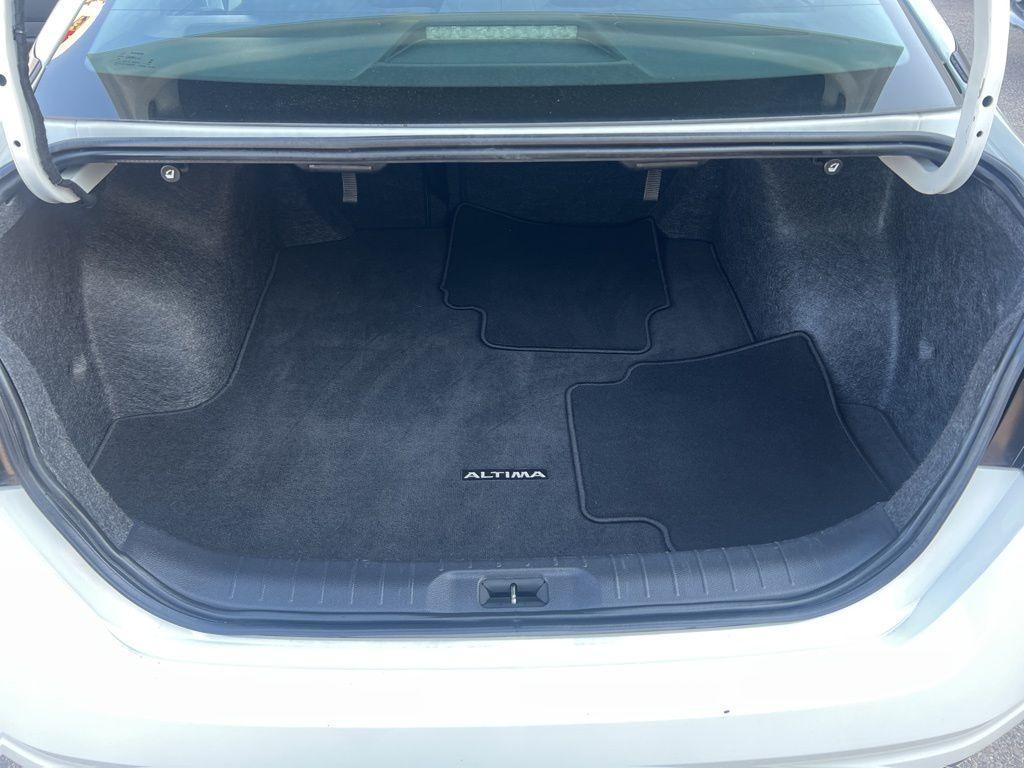 used 2023 Nissan Altima car, priced at $21,678