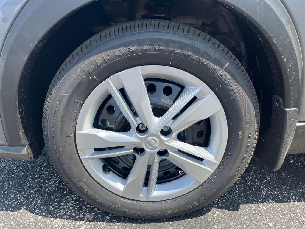 new 2025 Nissan Kicks Play car, priced at $22,057