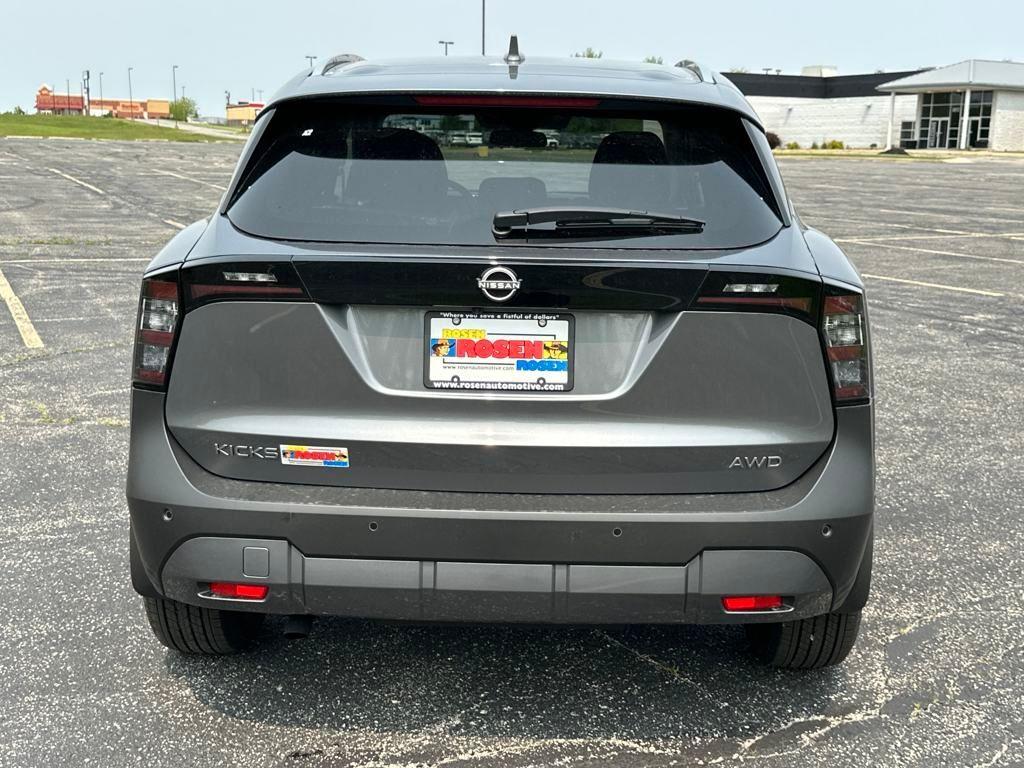 new 2025 Nissan Kicks car, priced at $27,170