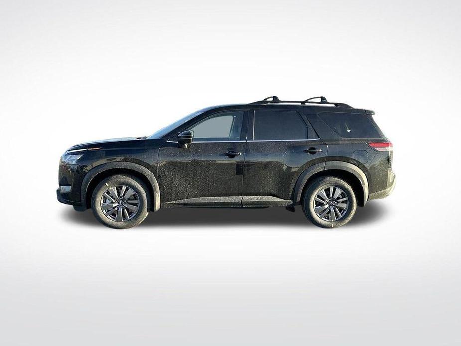 new 2025 Nissan Pathfinder car, priced at $42,195