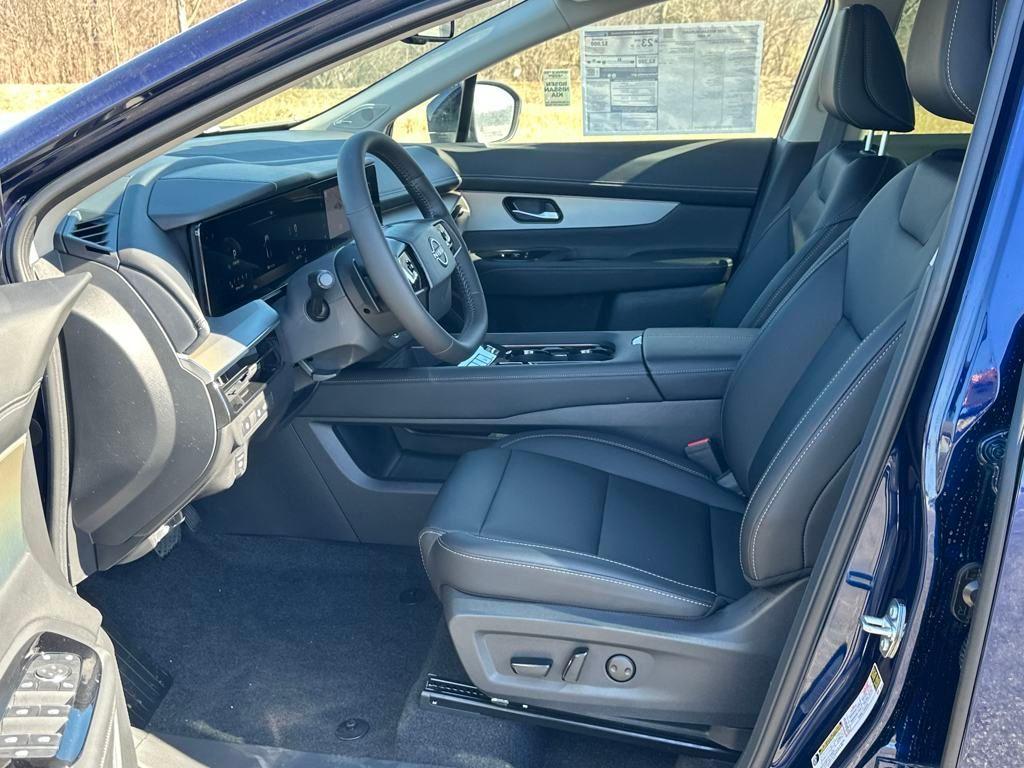 new 2025 Nissan Murano car, priced at $45,715