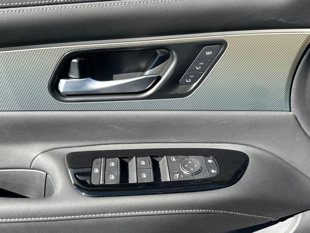 new 2025 Nissan Murano car, priced at $45,715