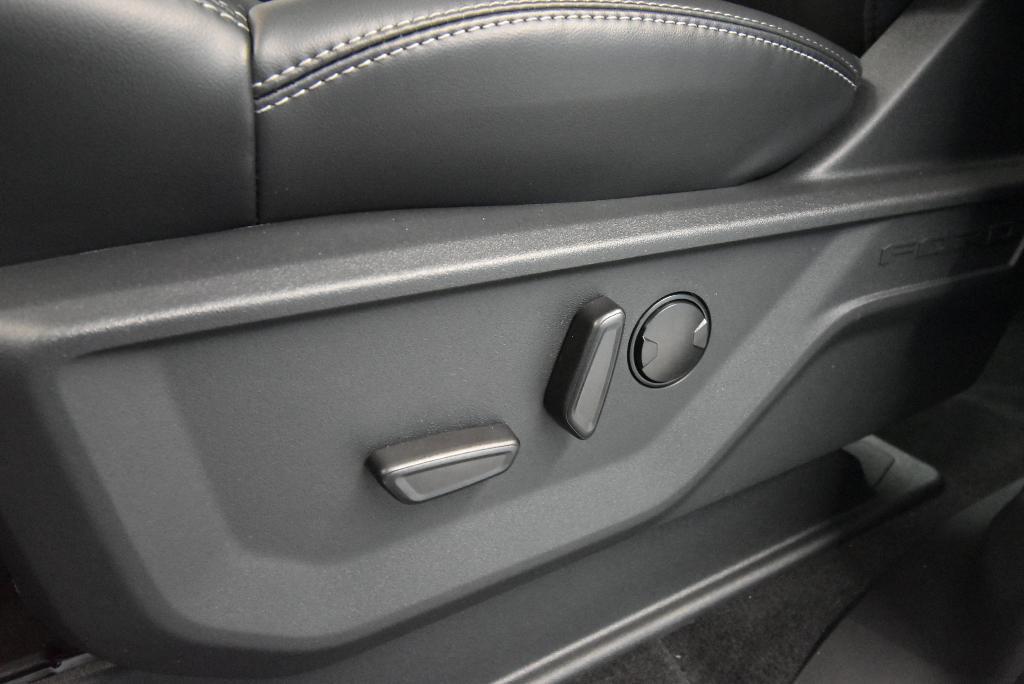 new 2025 Ford Expedition Max car, priced at $87,125