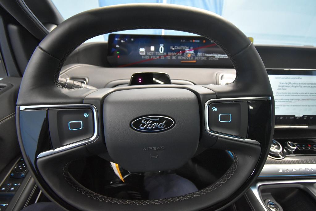 new 2025 Ford Expedition Max car, priced at $87,125