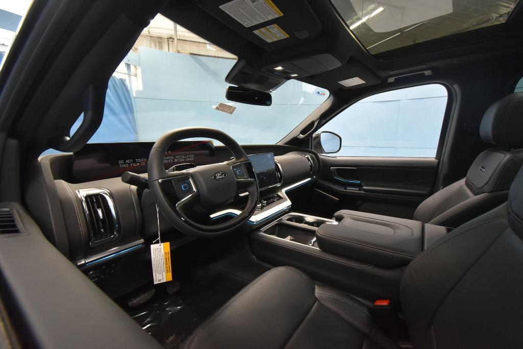 new 2025 Ford Expedition Max car, priced at $87,125
