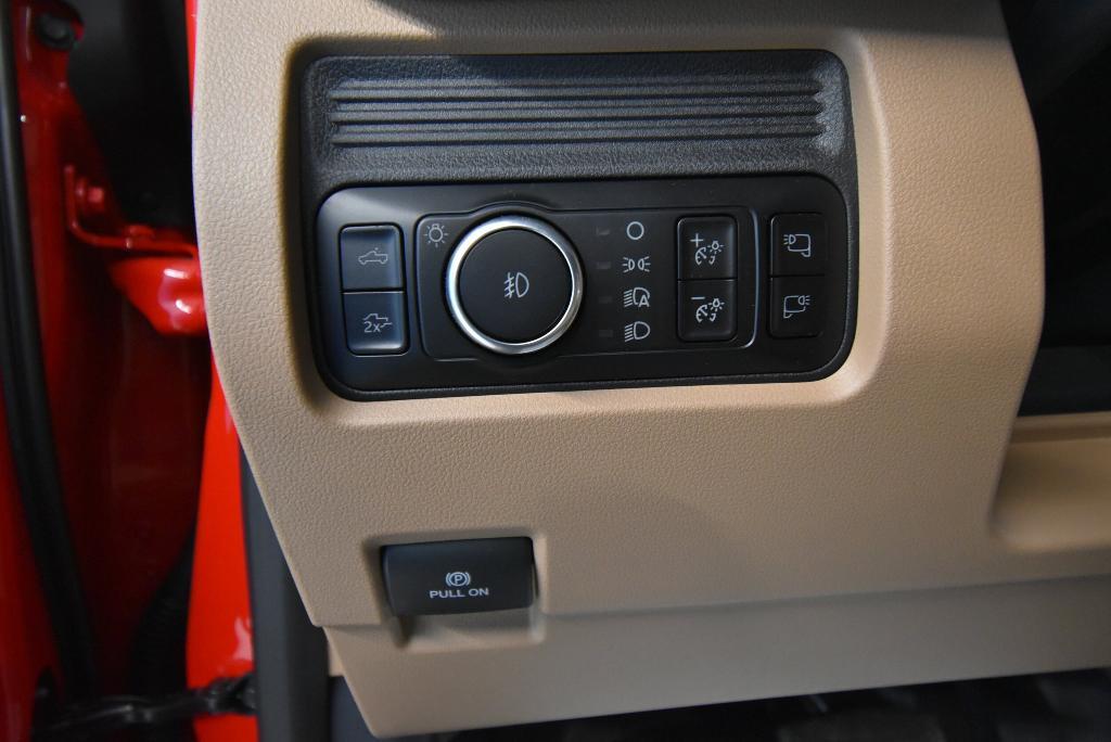 new 2025 Ford F-250 car, priced at $78,625