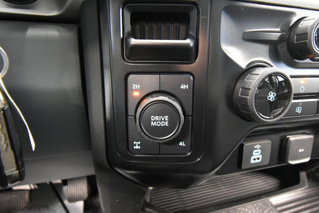 new 2025 Ford F-250 car, priced at $56,140