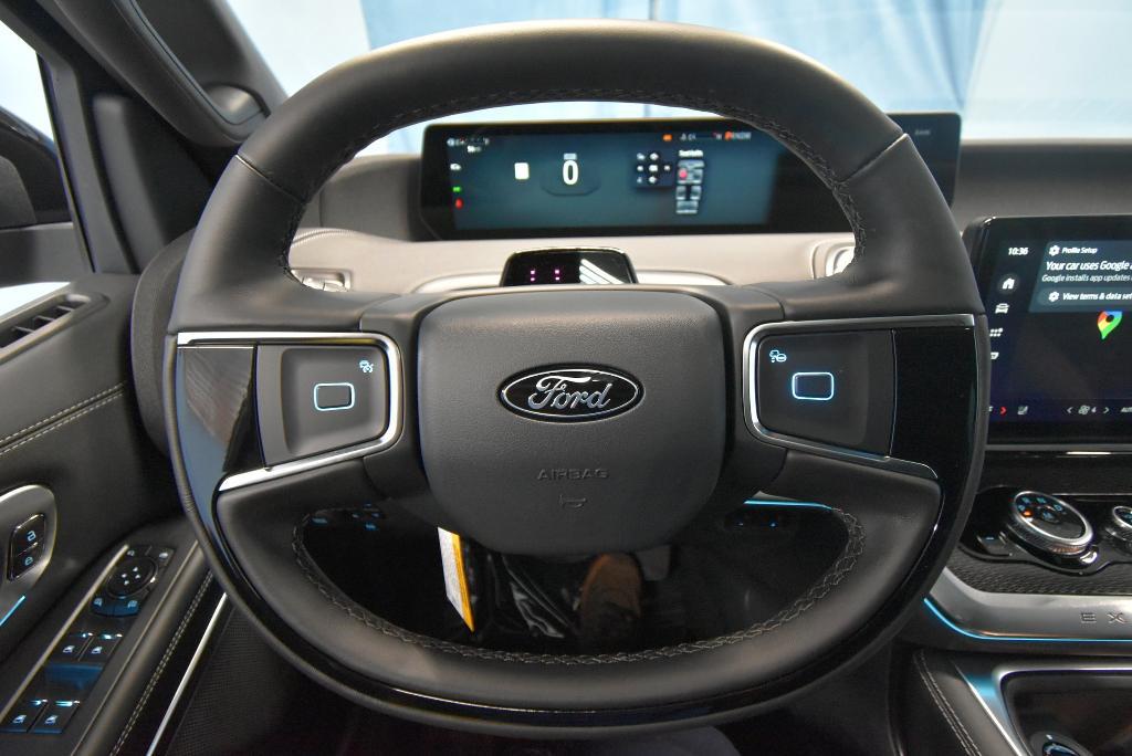 new 2025 Ford Expedition Max car, priced at $83,155
