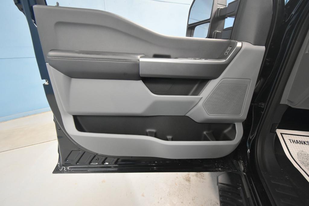 new 2025 Ford F-250 car, priced at $55,550