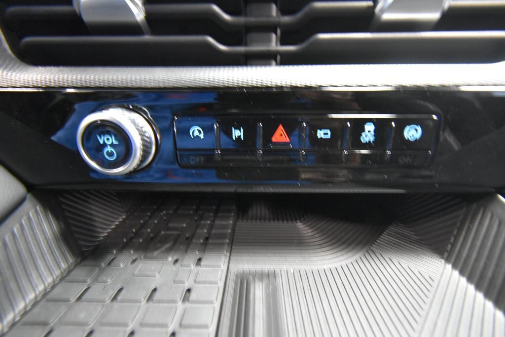 new 2025 Ford Explorer car, priced at $56,874