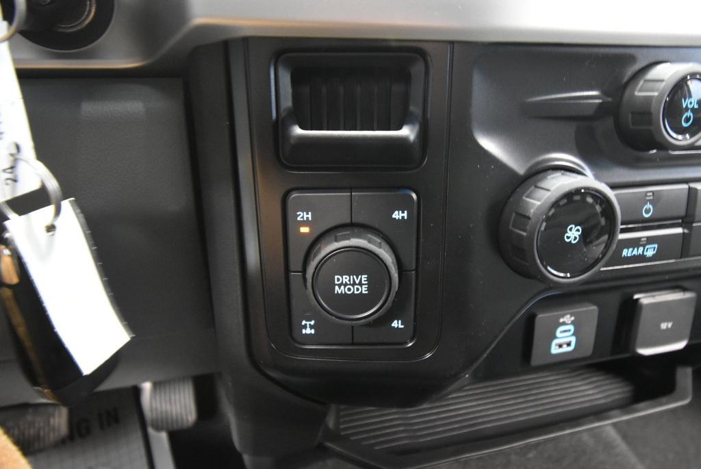 new 2025 Ford F-350 car, priced at $63,395