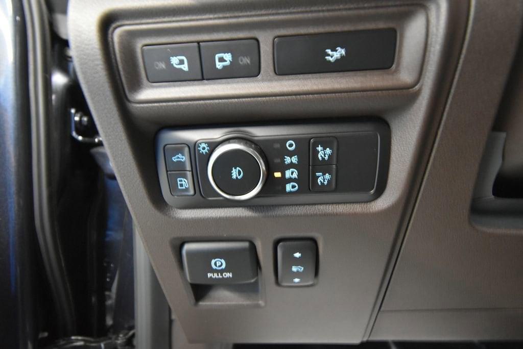 used 2022 Ford F-150 car, priced at $49,984