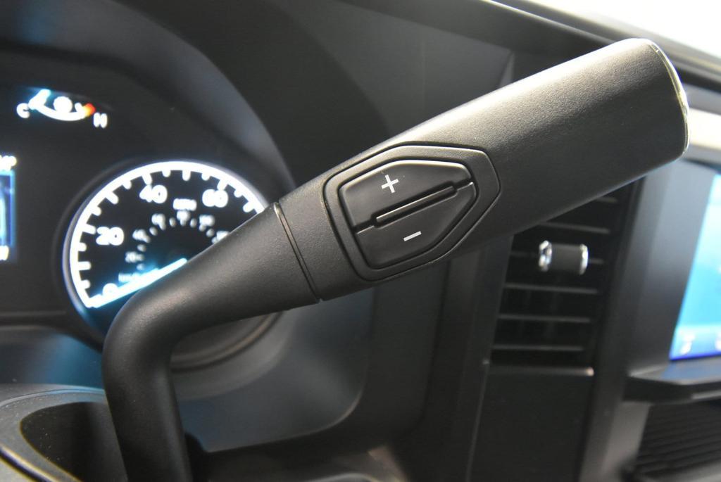 new 2025 Ford F-250 car, priced at $61,570