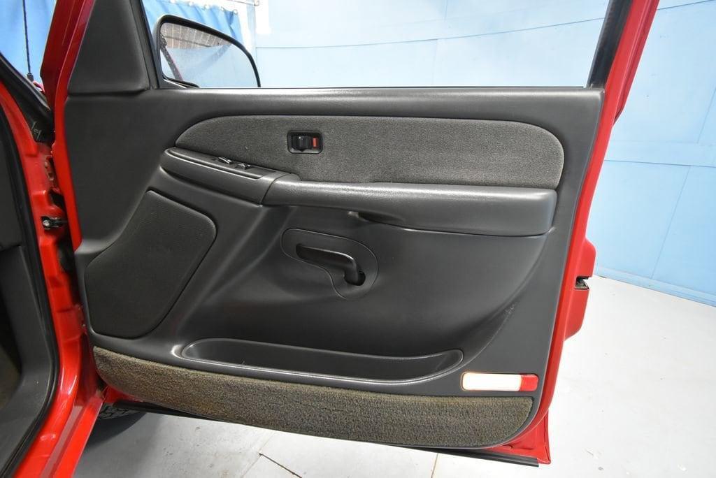 used 2003 Chevrolet Silverado 1500 car, priced at $7,984