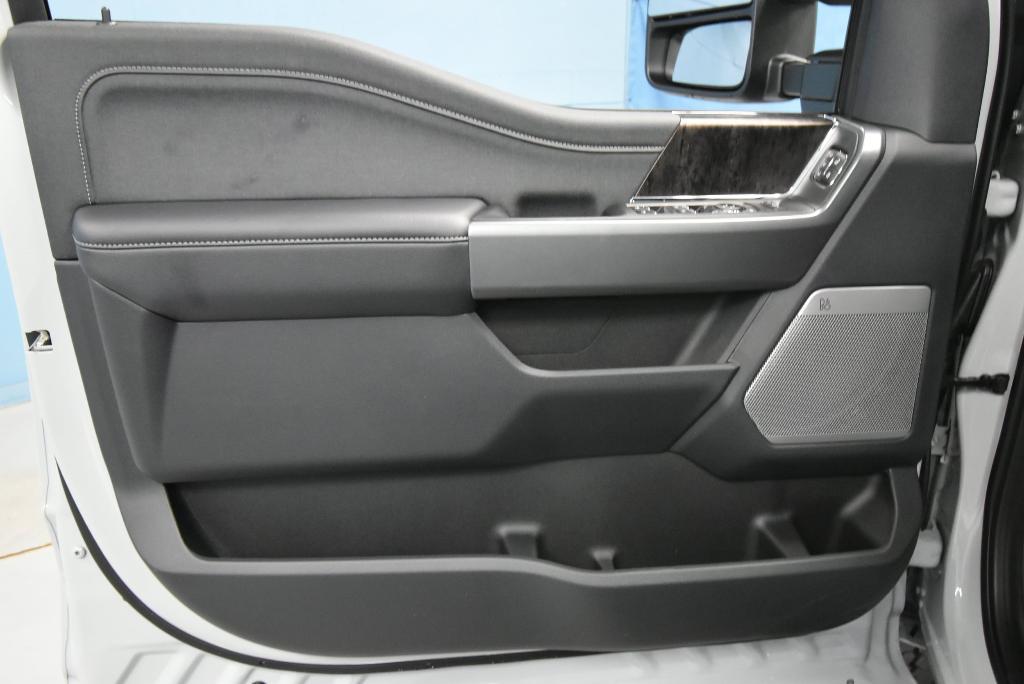 new 2025 Ford F-250 car, priced at $91,300