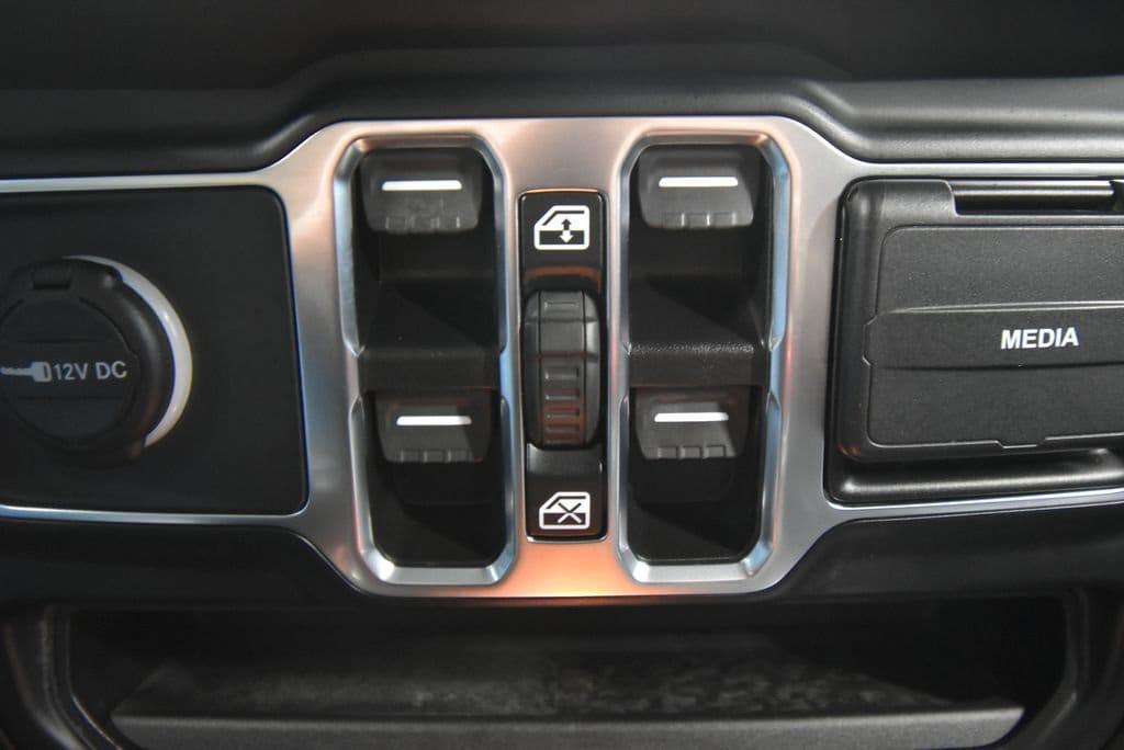 used 2021 Jeep Wrangler Unlimited car, priced at $34,984