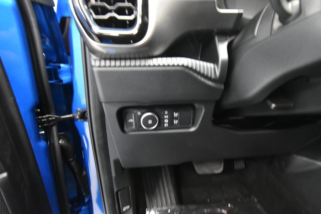 new 2025 Ford Ranger car, priced at $42,290