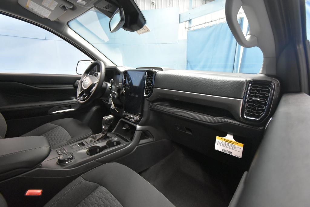 new 2025 Ford Ranger car, priced at $39,876