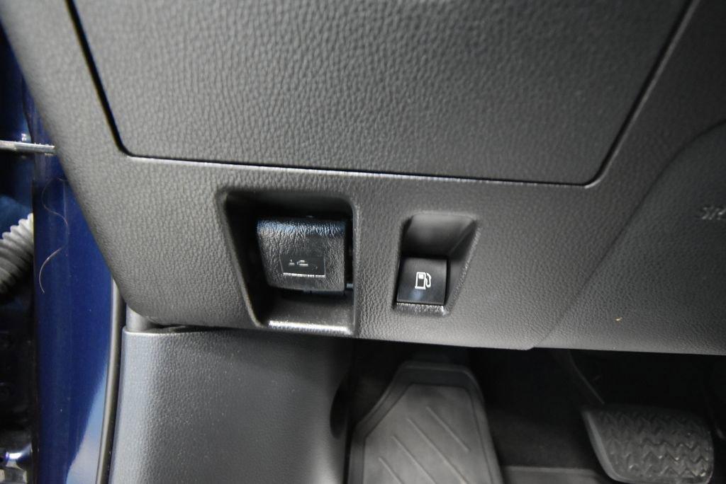 used 2021 Toyota Highlander car, priced at $37,484