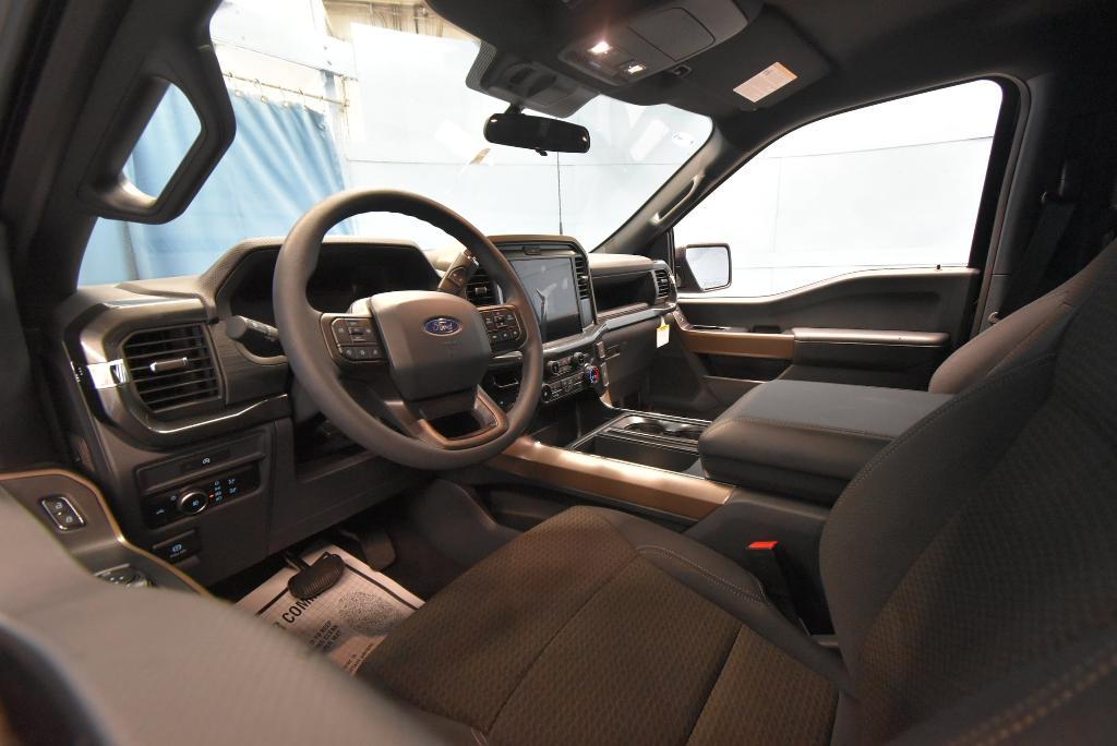 new 2025 Ford F-150 car, priced at $48,613