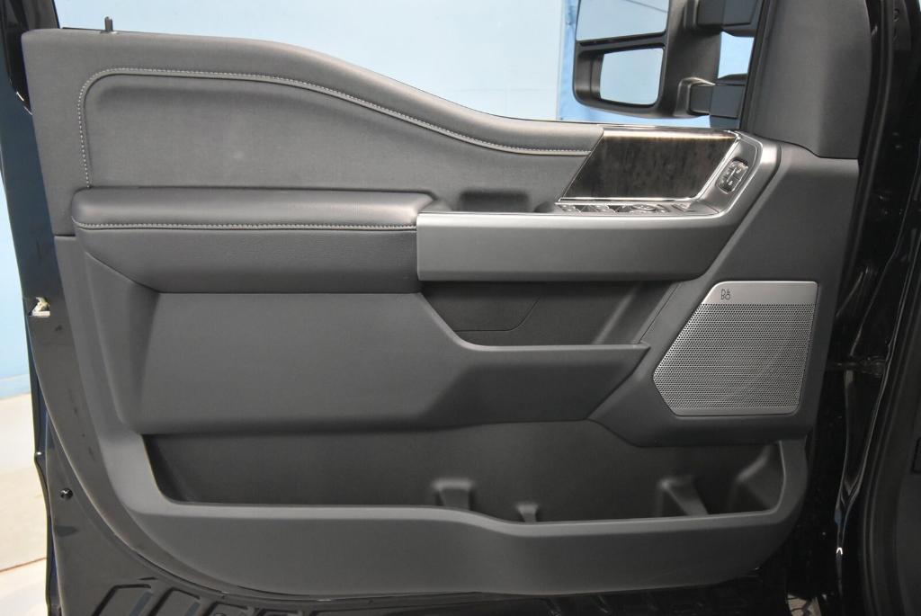 new 2025 Ford F-250 car, priced at $90,980