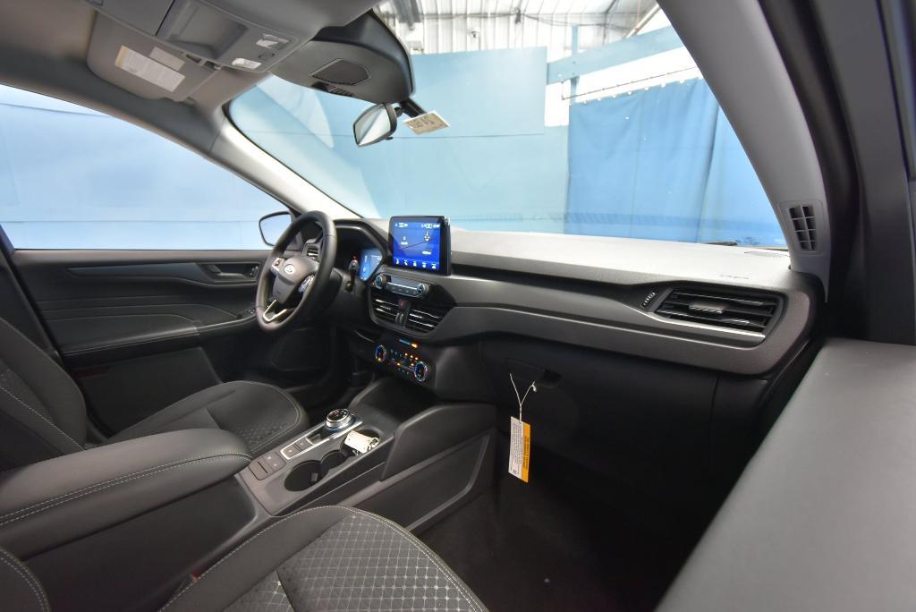 new 2025 Ford Escape car, priced at $30,979