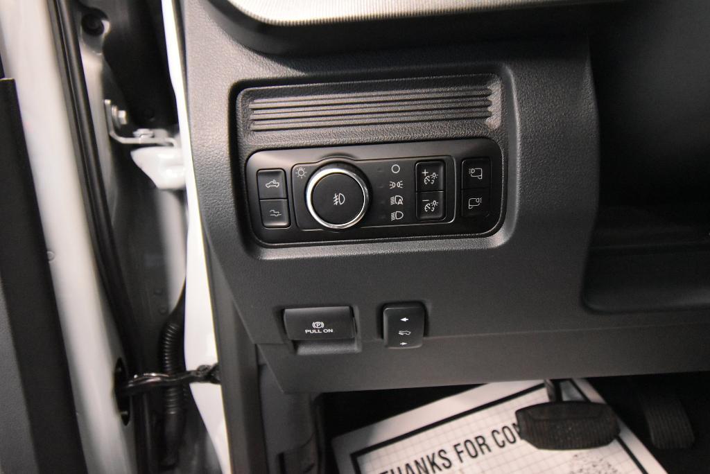 new 2025 Ford F-250 car, priced at $95,930
