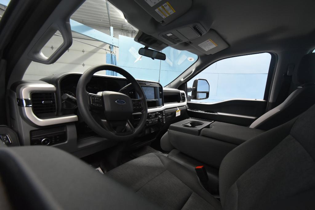 new 2025 Ford F-250 car