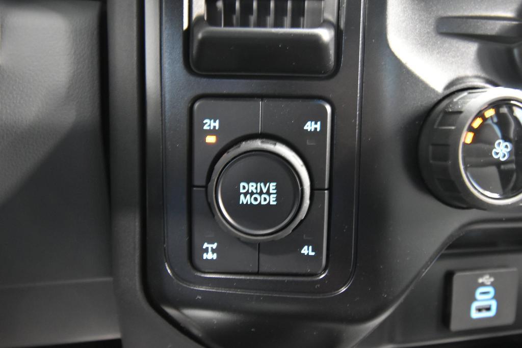 new 2025 Ford F-250 car