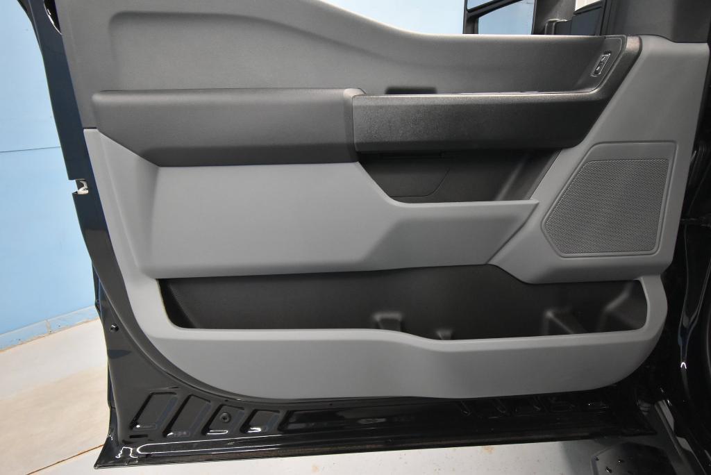 new 2025 Ford F-250 car