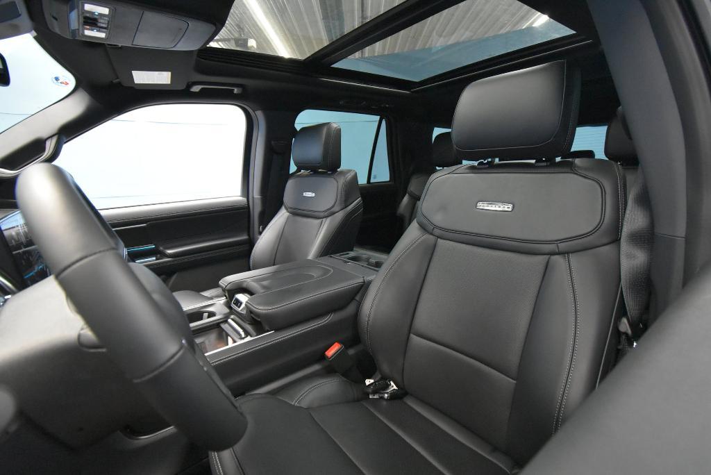new 2025 Ford Expedition Max car, priced at $83,155