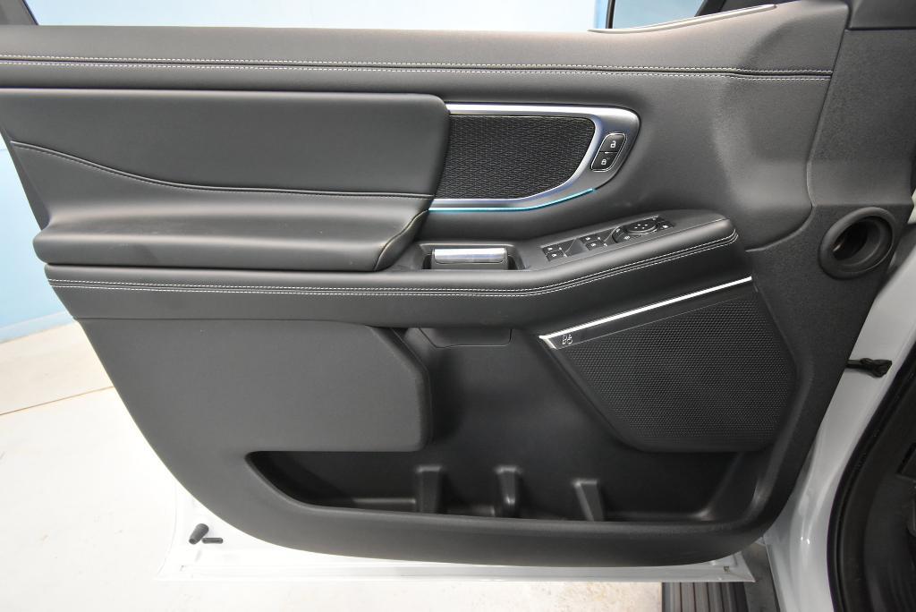new 2025 Ford Expedition Max car, priced at $83,155